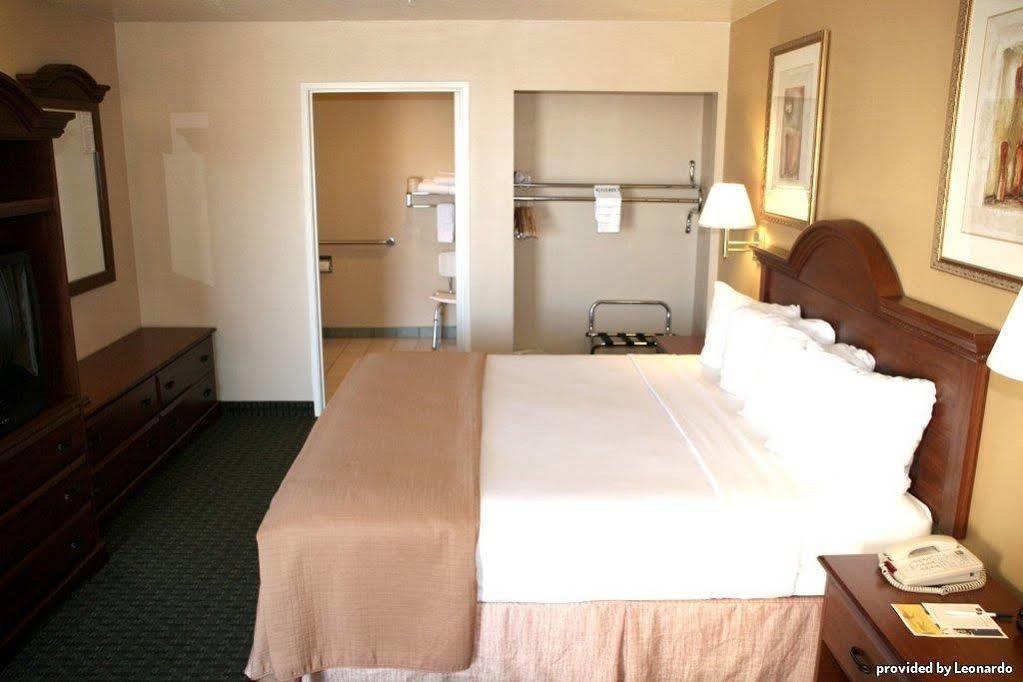 Surestay Hotel By Best Western Fernley Bilik gambar